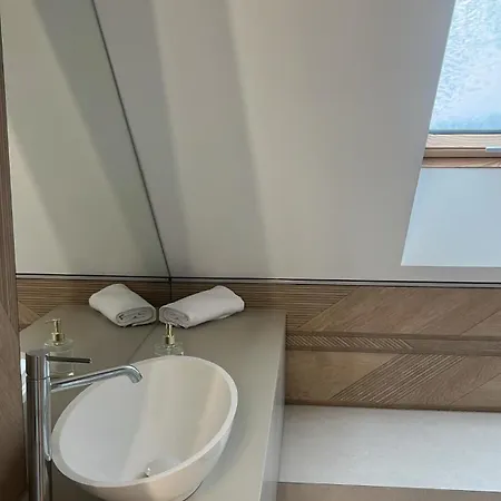 度假居 Polnaresort *